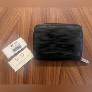 Louis Vuitton Epi Zippy wallet